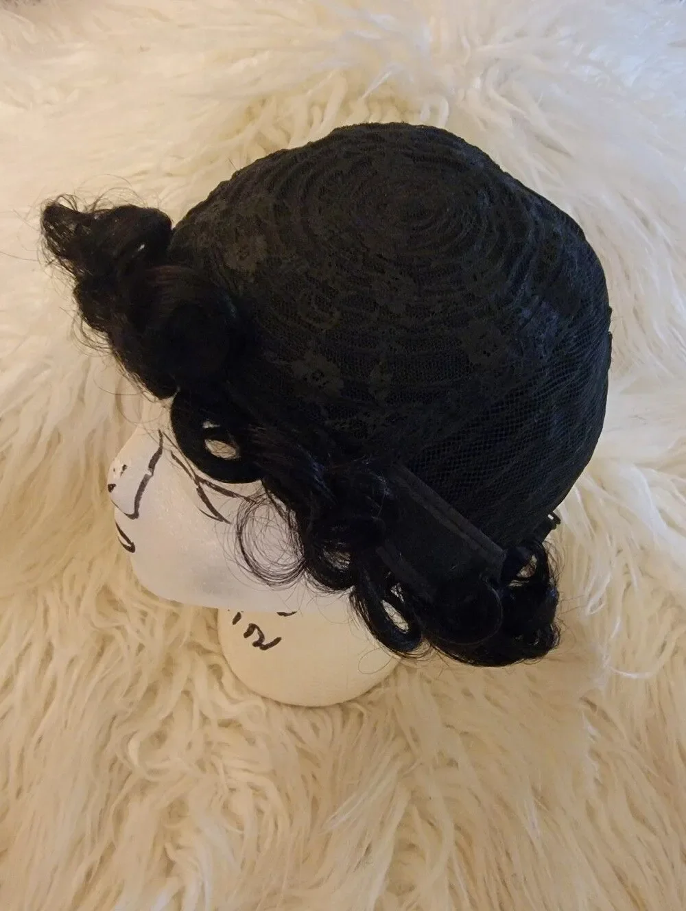 🆕️➿️Curly Pixie Wig, Black, 4